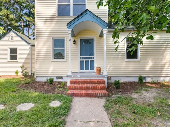 2 Park Manor Rd, Portsmouth, VA 23701
