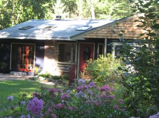 43 W Pelham Rd, Shutesbury, MA 01072