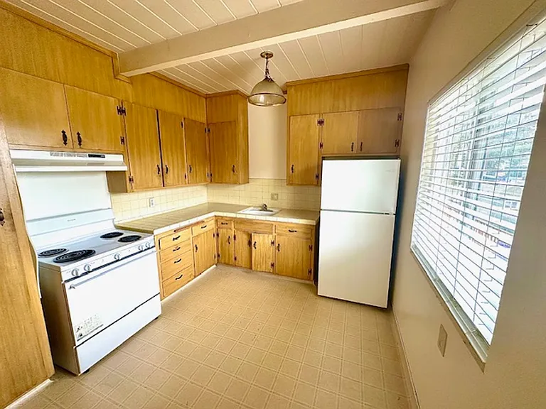 5071 Appian Way #C — Photo 5