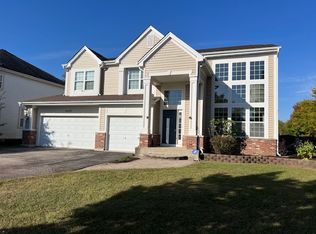 9699 Fairfield Rd, Huntley, IL 60142