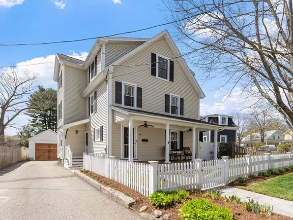 89 Grant St, Concord, MA 01742