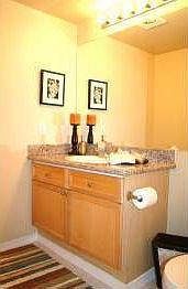 5th image of 18548 NE 57th St #D18548