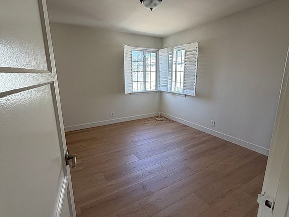 4th image of 1833 10th St #B