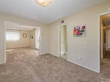 3224 Celeste Dr — Photo 8
