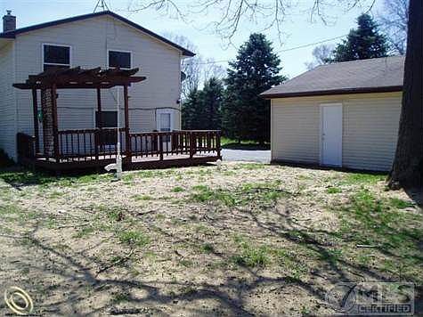 Back view and Garage.JPG