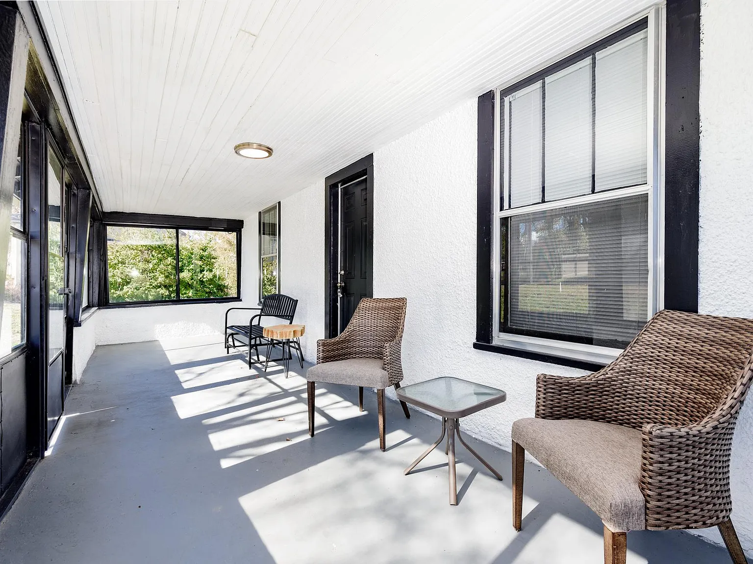 3 bed, 973 sqft, $3,600 — Photo 4