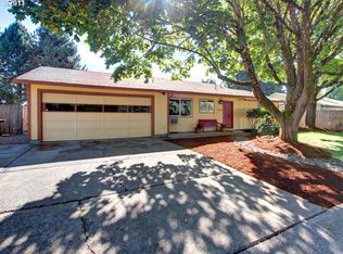 3734 SE Walnut St, Hillsboro, OR 97123