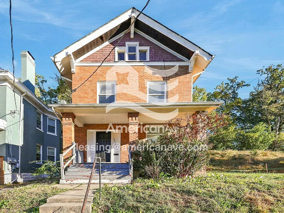 1570 Dixmont Ave