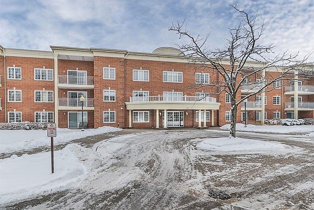1st image of 124 Day St APT 303