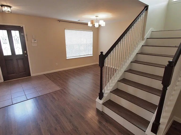 21211 Bridge Springs Ln — Photo 6