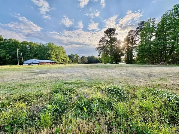 145 Dutch Rd, Suffolk, VA 23437