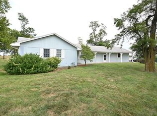 22175 Interurban Rd, Dearborn, MO 64439