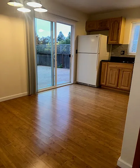 1515 Gladstone Way — Photo 5