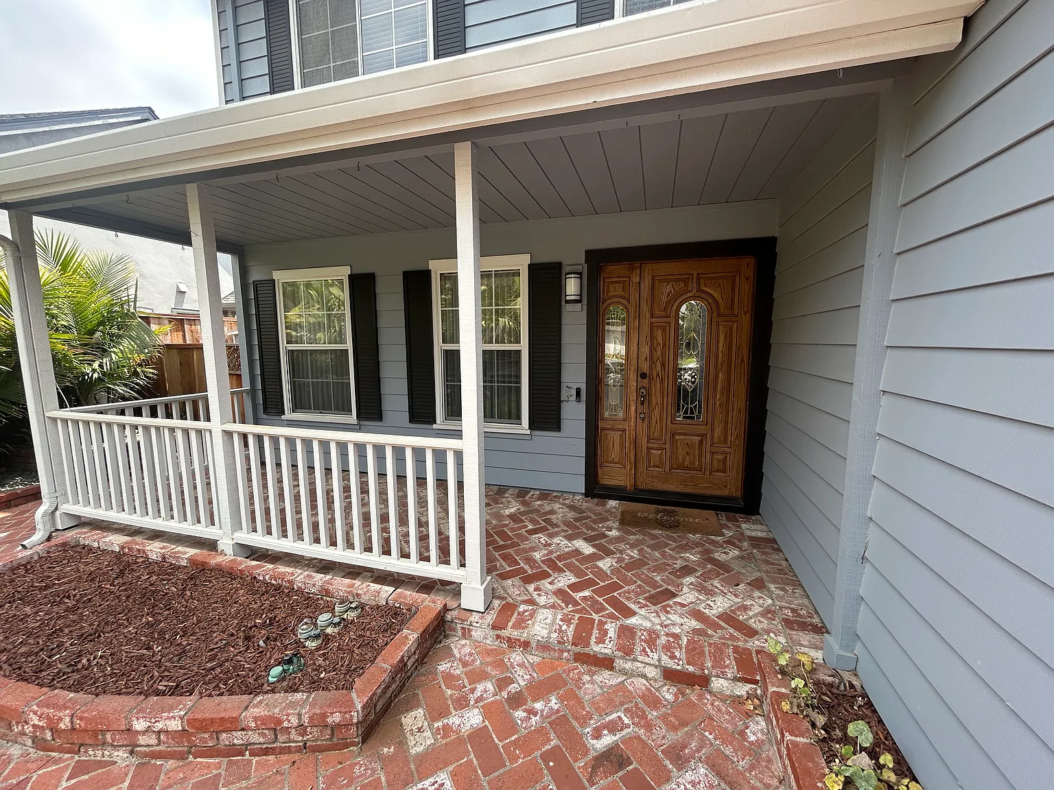 3 bed, 2329 sqft, $1,150 — Photo 2