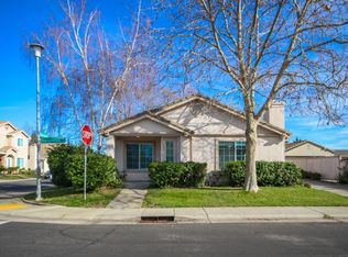 8935 Arborview Dr, Elk Grove, CA 95758