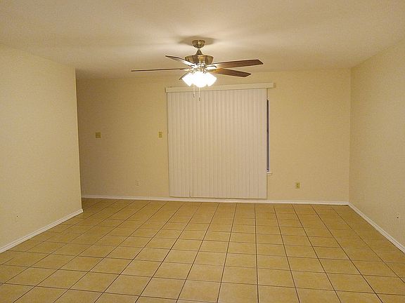 3rd image of 750 Sonesta Dr