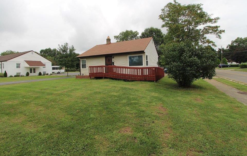 1st image of 800 Westphal Ave