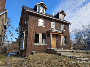 598 Lakewood St, Detroit, MI 48215