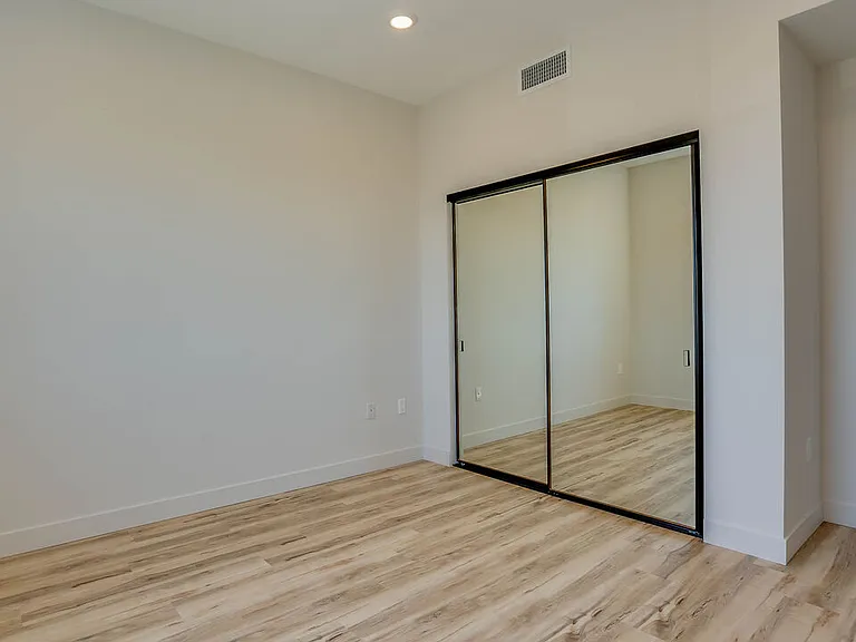 1540 S Hayworth Ave #203 — Photo 15