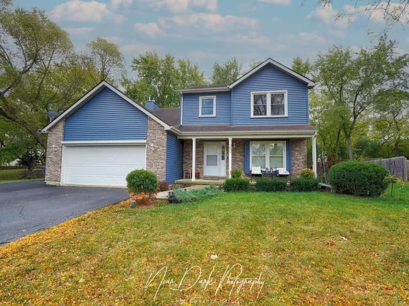 250 Quail Cir, Lindenhurst, IL 60046