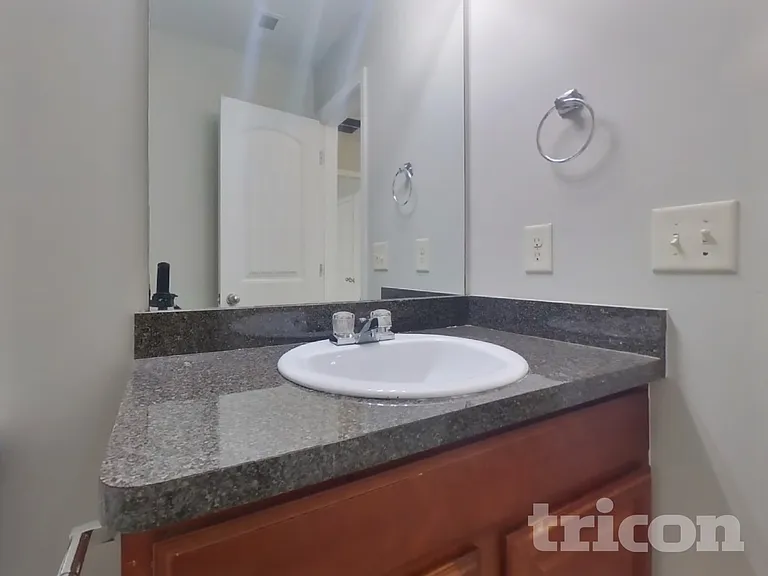 46 Wyndham Ct SE — Photo 12