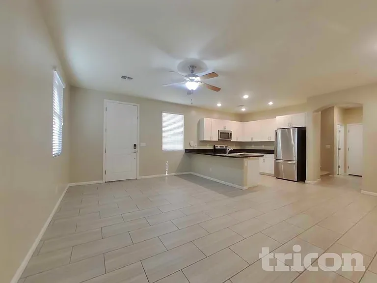 12583 W Gentle Rain Rd — Photo 3
