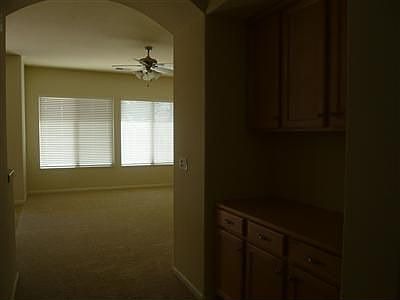 3rd image of 403 Heartland Ct