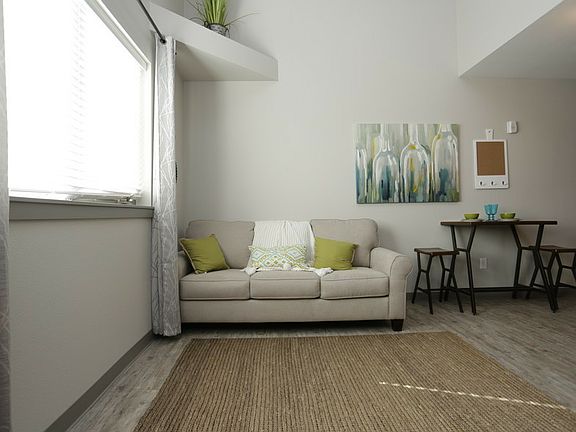 3rd image of 429 W Central Ave APT 2205