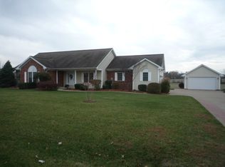 691 N Hillcrest Rd, Vincennes, IN 47591