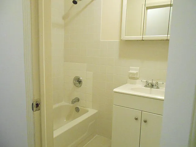 234 Thompson St #35 — Photo 8