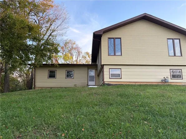 1816 E Wall St, Fort Scott, KS 66701