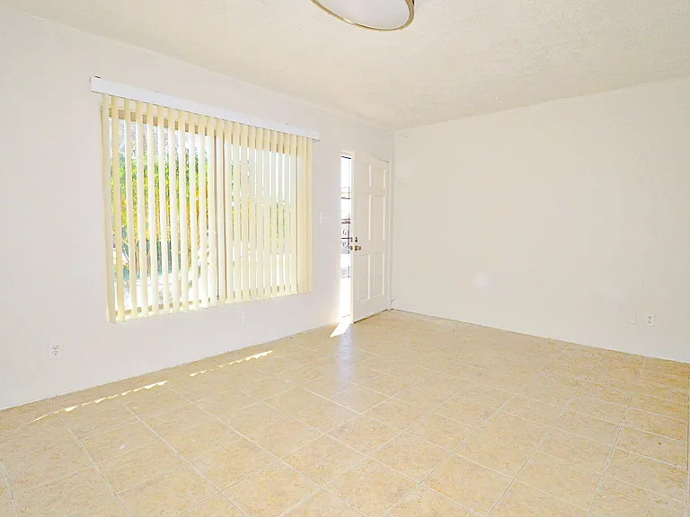 43145 Kenya Dr #A — Photo 7