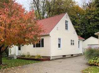 2222 Riverside Dr NE, Grand Rapids, MI 49505