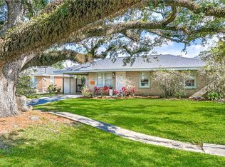 77 Oakland St, Harahan, LA 70123