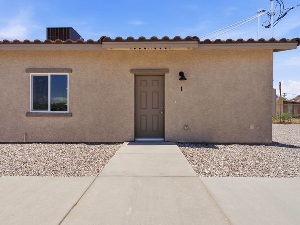 3241 S Capri Cir #1