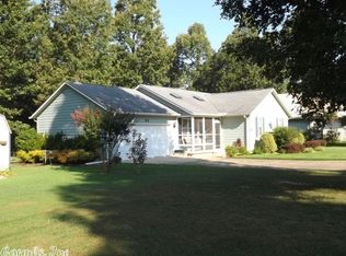 32 Matecumbe Dr, Cherokee Village, AR 72529