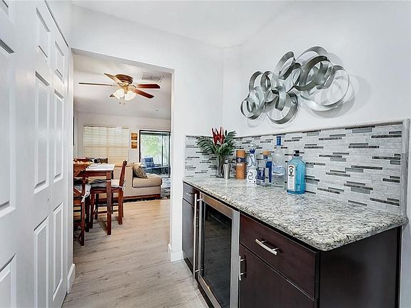 5th image of 563 Northbridge Dr