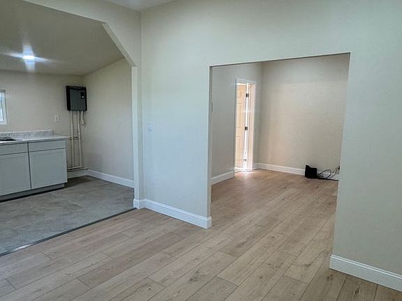 4th image of 2175 Howard St