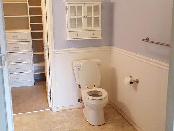 Bathroom1