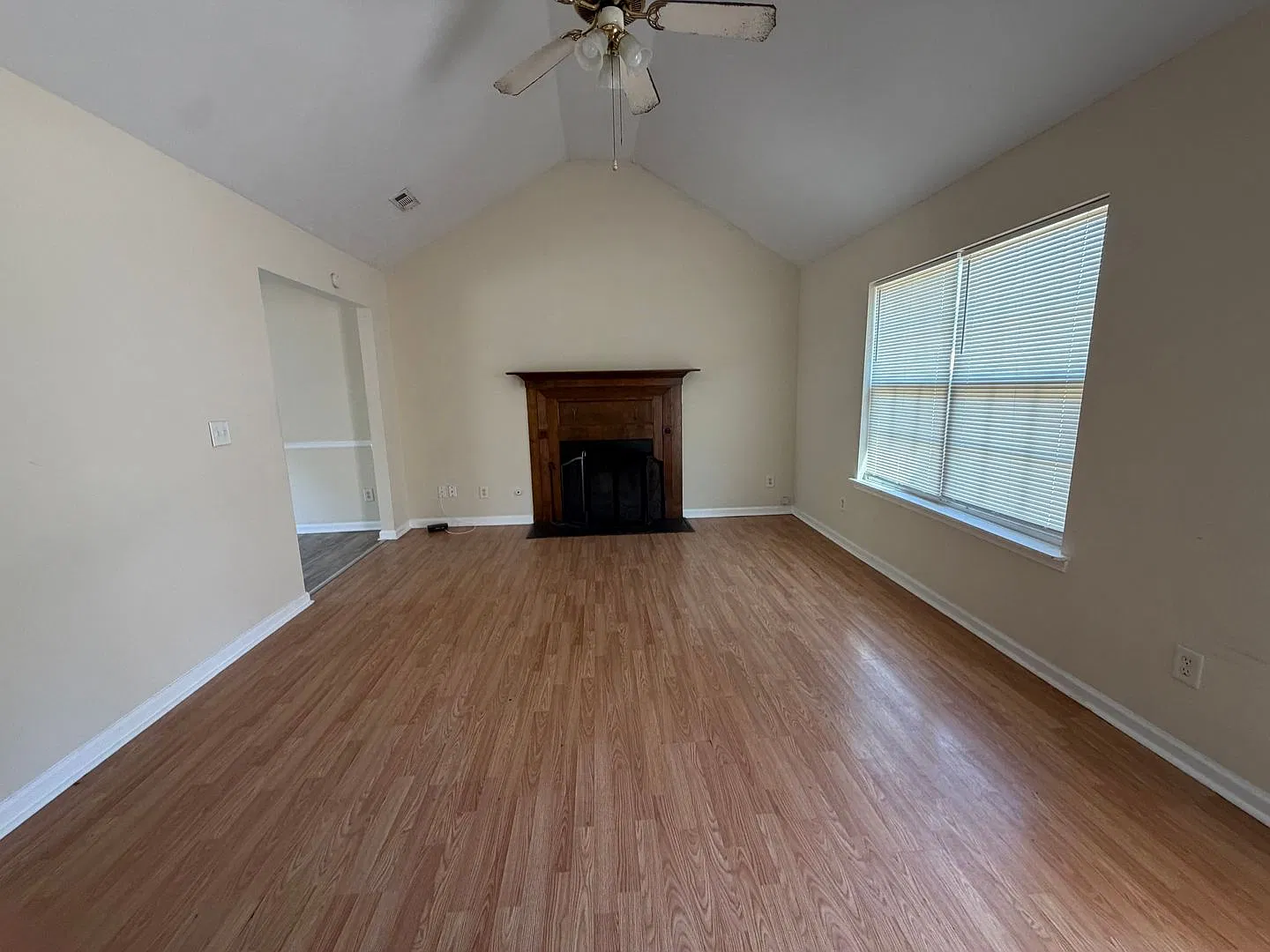 7 Connie Trail, Grantville GA 30220 — Photo 3