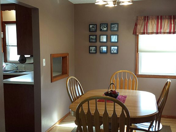 Seperate dining room