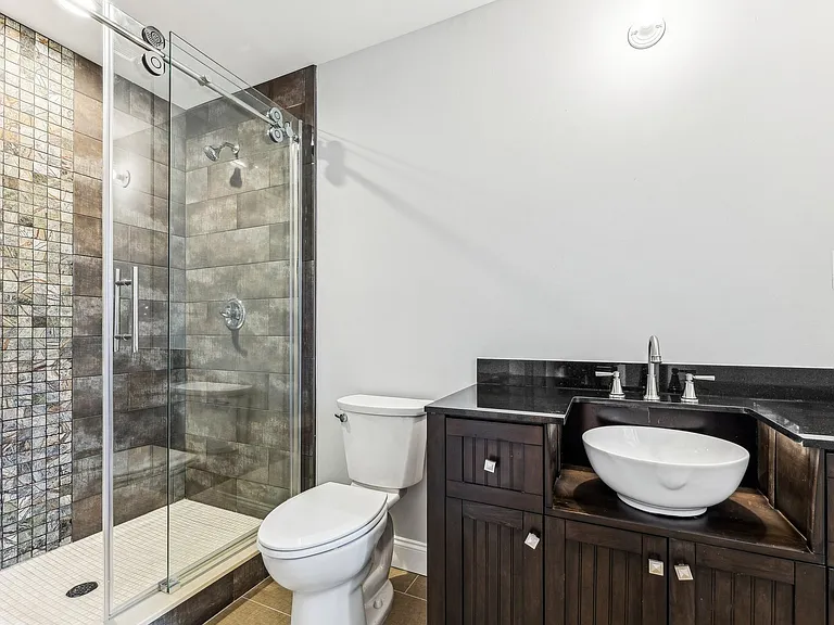 25 Jones Ct — Photo 35