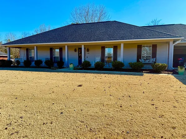 129 Prinston St, Saltillo, MS 38866