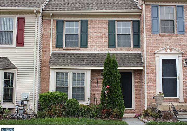 1st image of 209 Maple Glen Cir