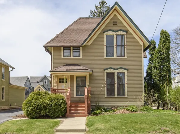 206 North Charles STREET, Waukesha, WI 53186