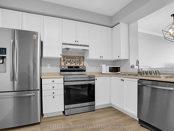 3rd image of 1 Belvedere Ct #1001