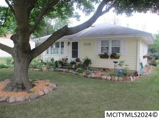 100 Mission Dr, Mason City, IA 50401