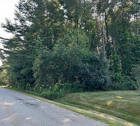 3rd image of 120-23 Clam Cove Drive