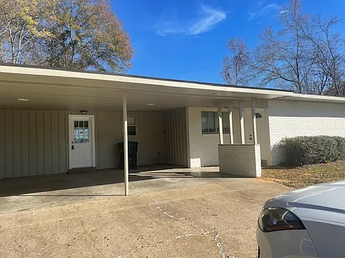311 W Jewel Dr Photo 1