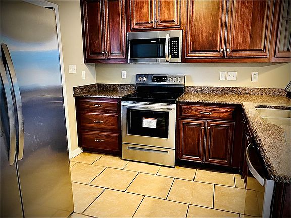3rd image of 1449 San Bernardino Way
